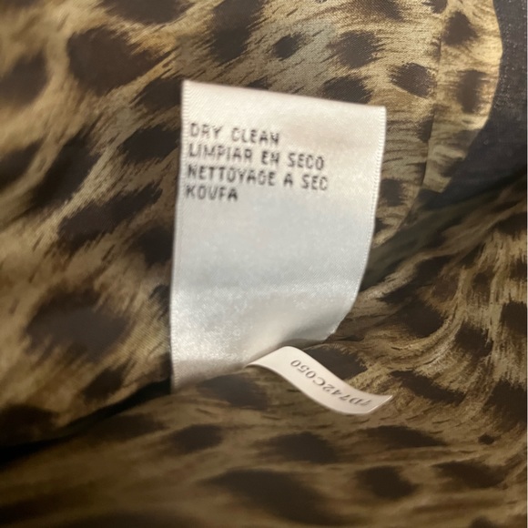 LE SUIT Three-quarter Sleeve Hourglass Blazer in Charcoal Grey, size 6 - Picture 8 of 13